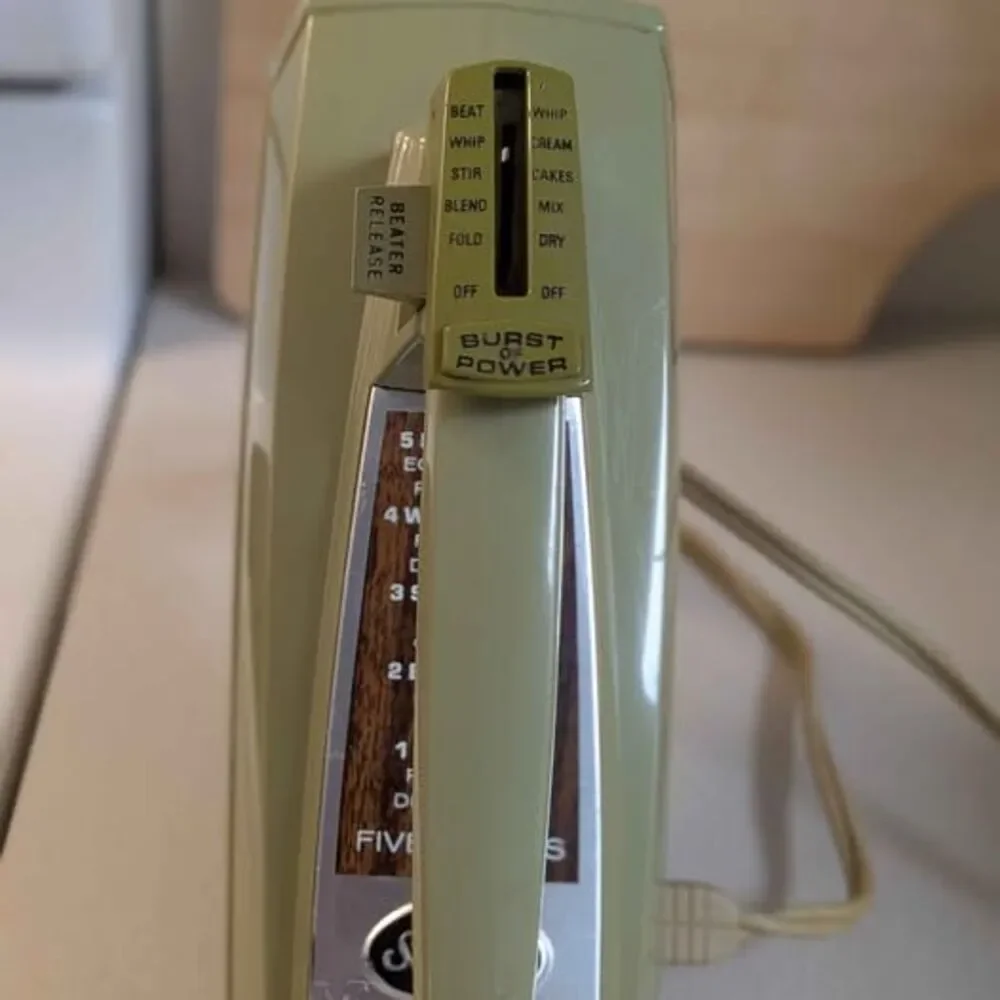 Vintage Sunbeam Mixmaster 5-Speed Hand Mixer